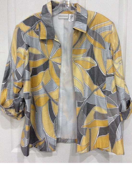 Alfred Dunner Jackets & Blazers - Alfred Dunner open-front blazer in a yellow, gray, and silver floral printSize10